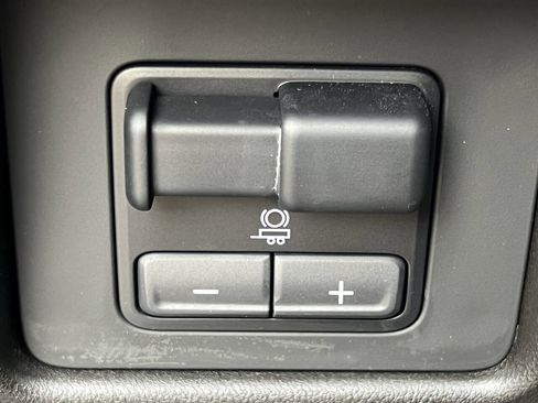 Used 2023 Chevrolet Colorado LT w/ LT Convenience Package image 29