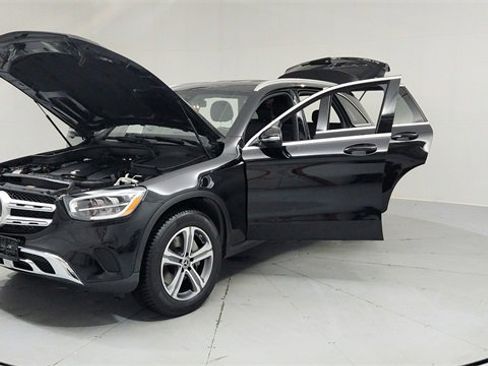 Used 2020 Mercedes-Benz GLC 300 4MATIC image 9