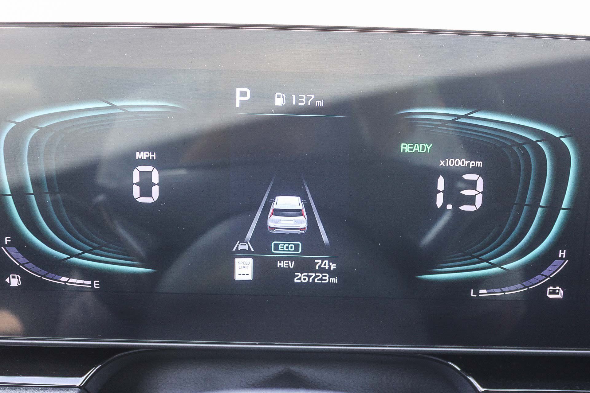 Used 2025 Kia Niro LX FWD image 24