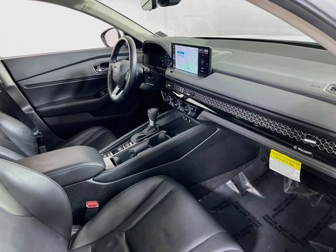 Used 2024 Honda Accord Touring image 28