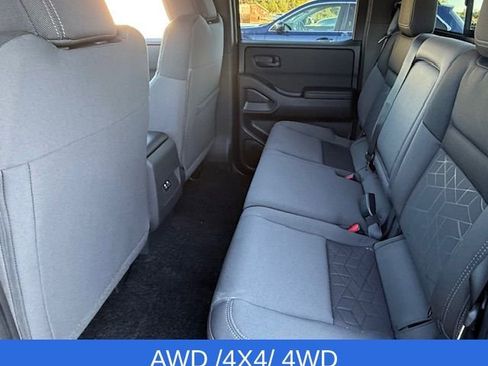 Used 2026 Nissan Frontier SV w/ Tow Package AWD/4WD image 13