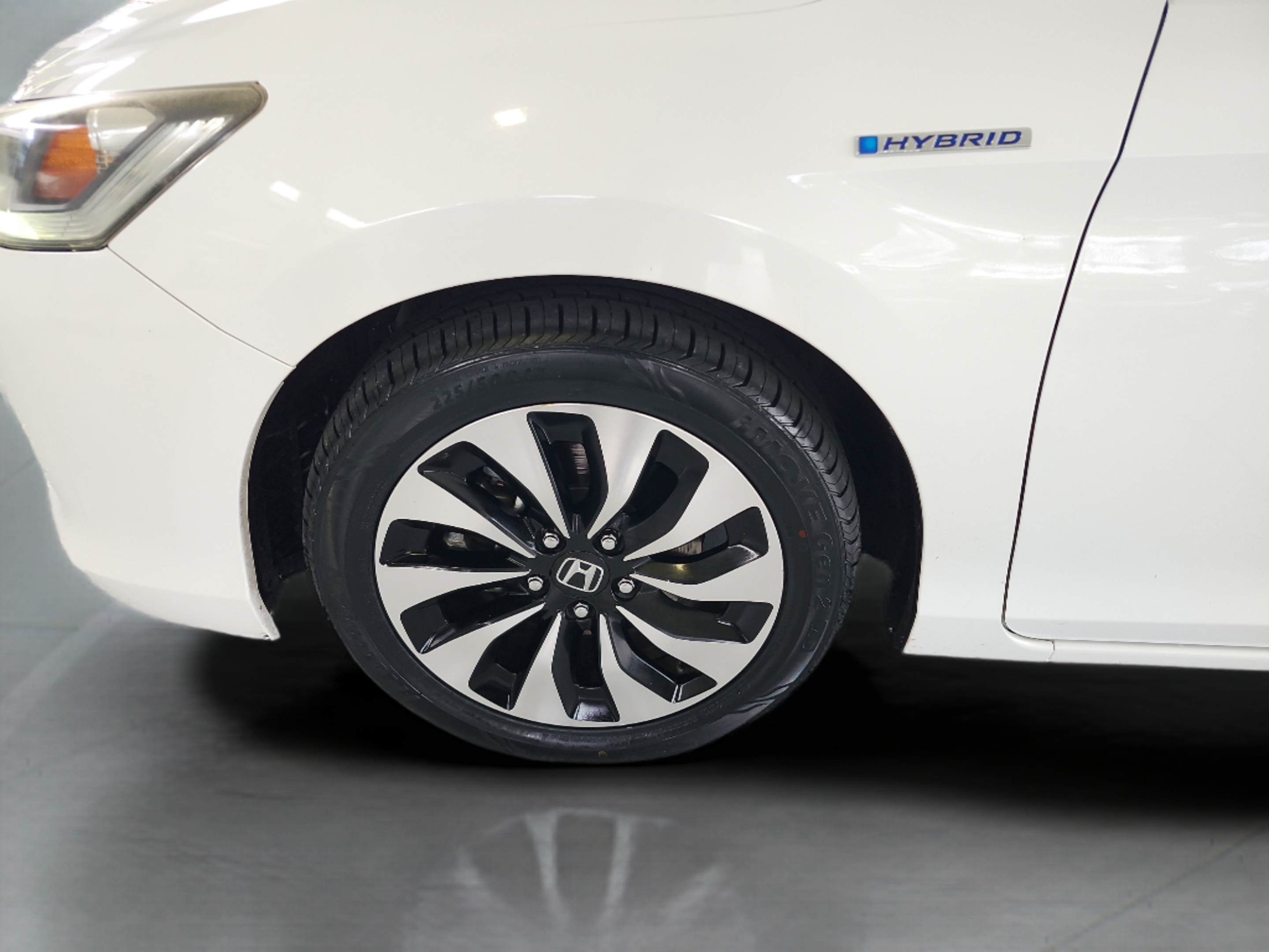 Used 2014 Honda Accord EX-L image 31