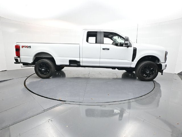 Used 2025 Ford F350 XL w/ STX Appearance Package AWD/4WD image 10