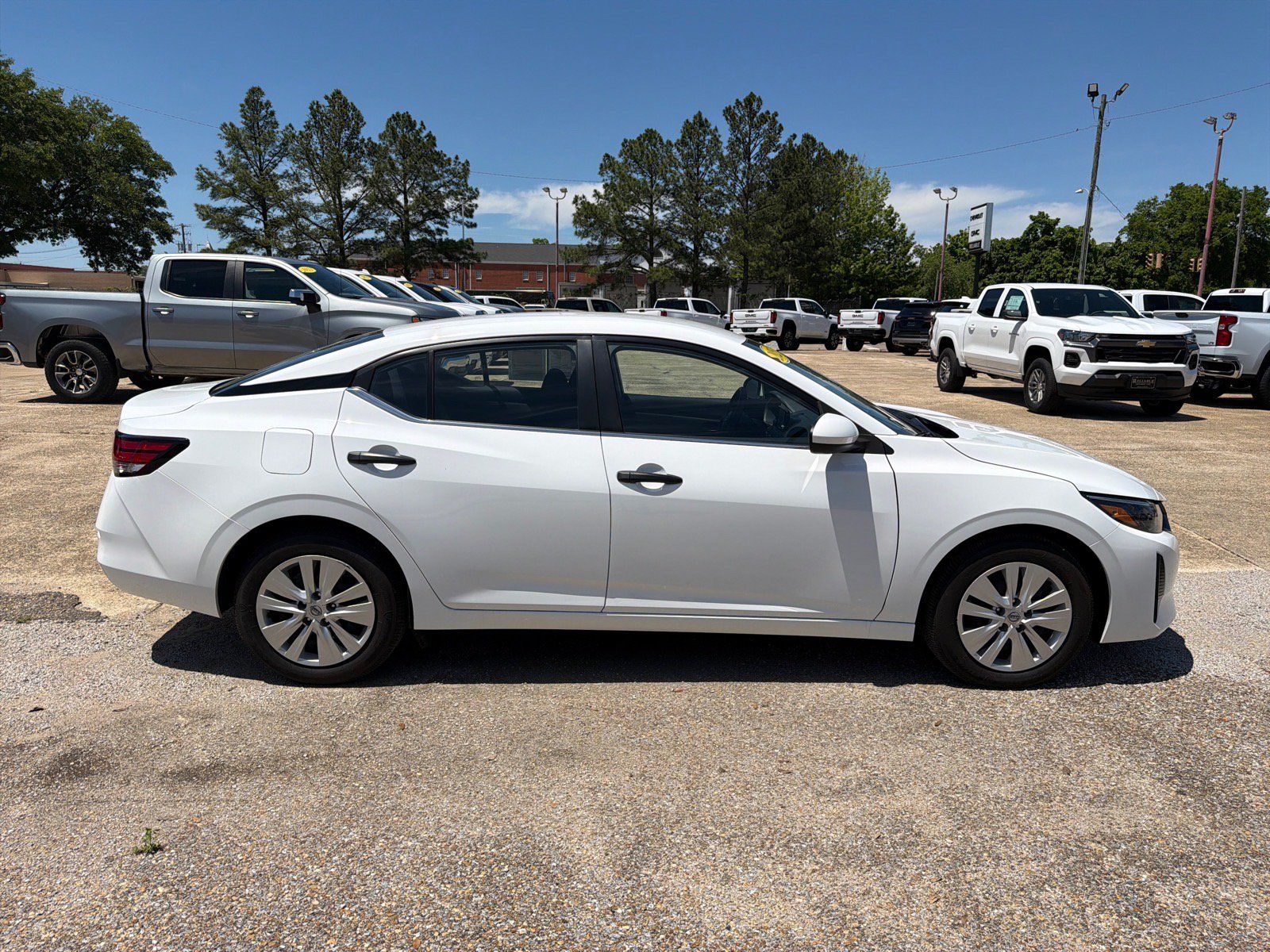 Used 2025 Nissan Sentra S FWD image 6