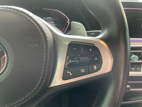 Used 2021 BMW X6 xDrive40i w/ M Sport Package image 9