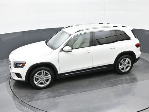 Used 2020 Mercedes-Benz GLB 250 image 30