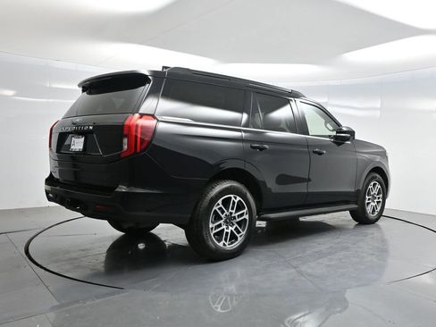 Used 2025 Ford Expedition Active RWD image 35
