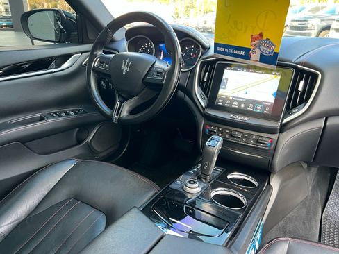 Used 2019 Maserati Ghibli S Q4 AWD/4WD image 49