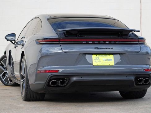 Used 2025 Porsche Panamera 4 w/ Premium Package AWD/4WD image 6