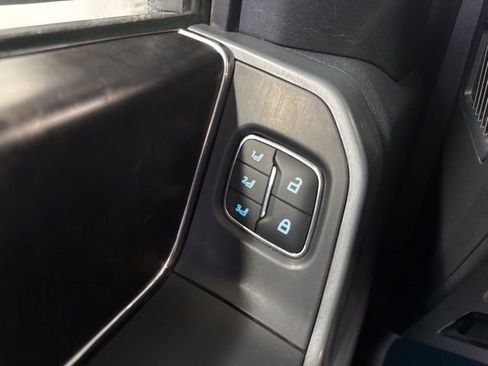 Used 2023 Ford F150 Lariat w/ Equipment Group 502A High image 31