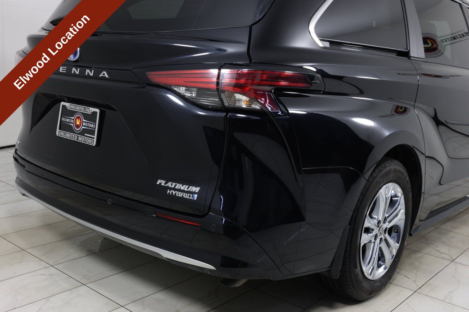Used 2023 Toyota Sienna Platinum w/ Protection Package (TMS) AWD/4WD image 44
