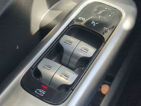 Used 2024 Mercedes-Benz C 300 4MATIC Sedan image 22