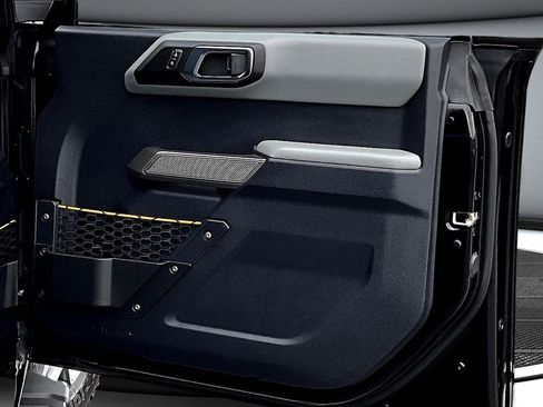 Used 2022 Ford Bronco Badlands image 27