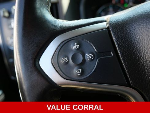 Used 2018 Chevrolet Silverado 1500 LT w/ All Star Edition AWD/4WD image 22