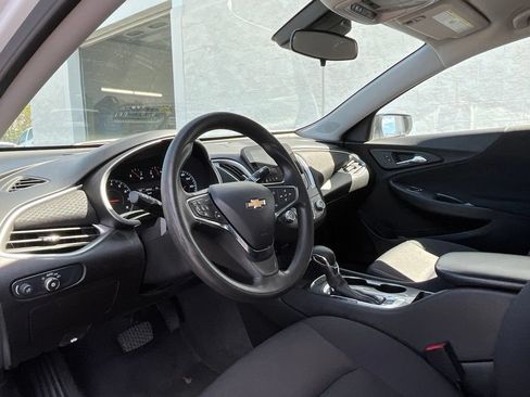 Used 2024 Chevrolet Malibu LS FWD image 9