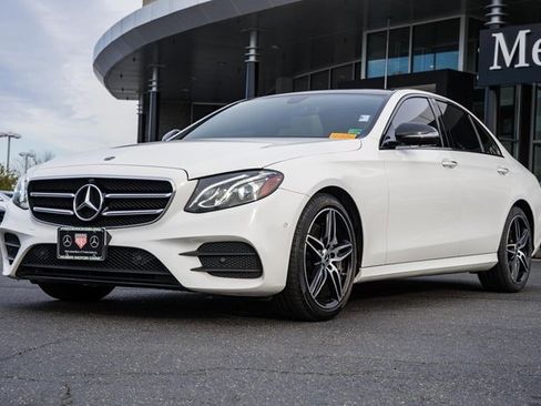Used 2020 Mercedes-Benz E 450 4MATIC Sedan image 3