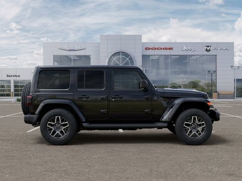 New 2026 Jeep Wrangler Unlimited Sahara AWD/4WD image 22