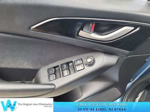 Used 2016 MAZDA MAZDA3 i Sport FWD image 10