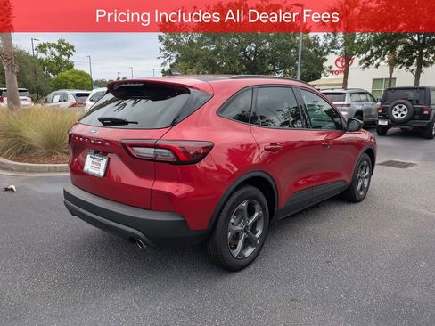 Used 2025 Ford Escape ST-Line FWD image 4