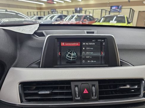 Used 2018 BMW X1 sDrive28i image 32