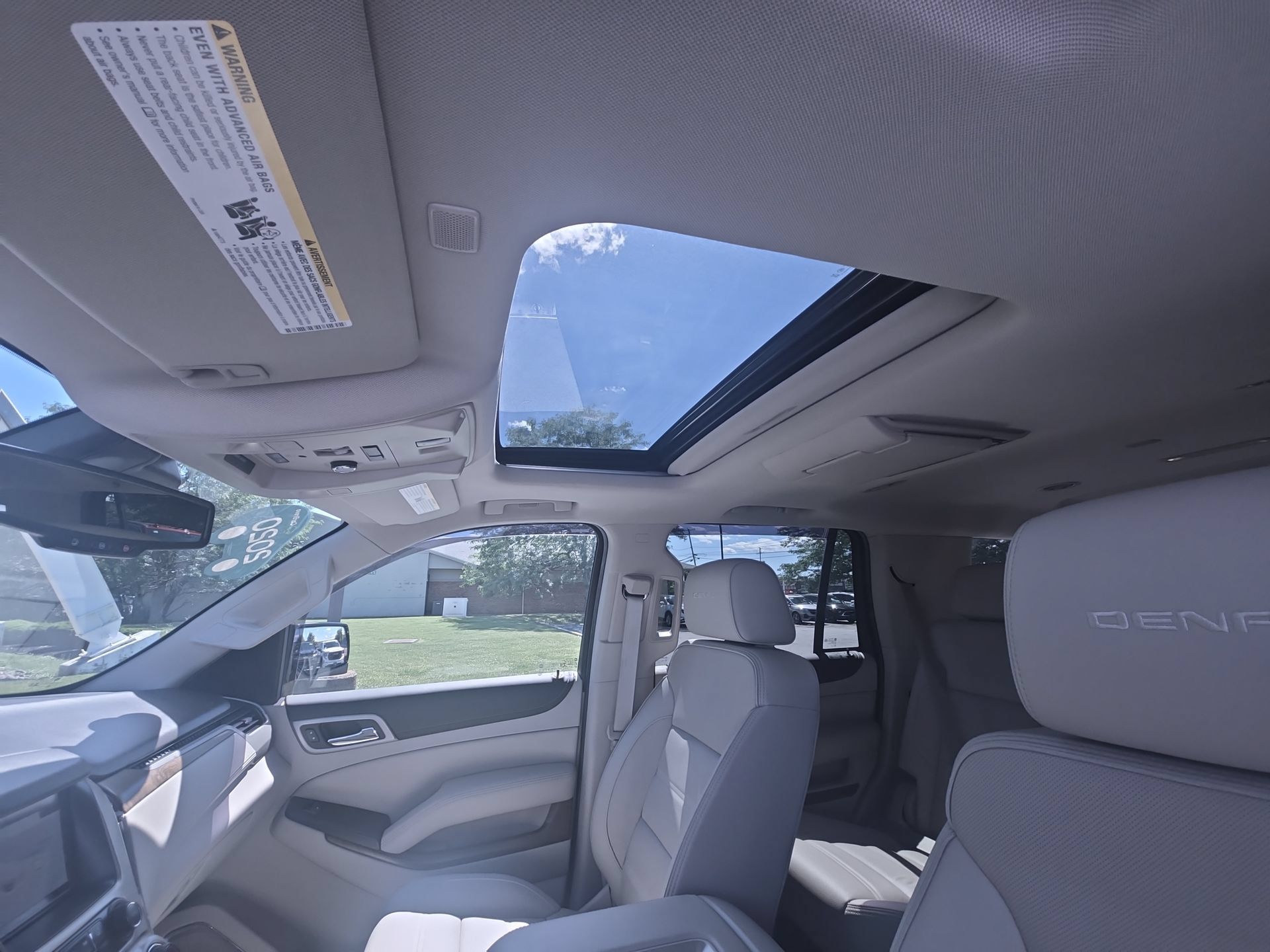 Used 2020 GMC Yukon Denali w/ Denali Ultimate Package AWD/4WD image 19