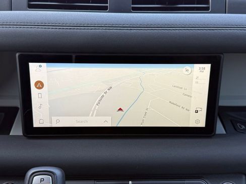 Used 2023 Land Rover Defender 110 X-Dynamic SE image 28