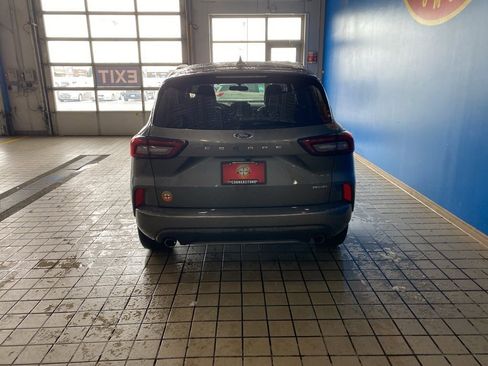 Used 2023 Ford Escape ST-Line image 10