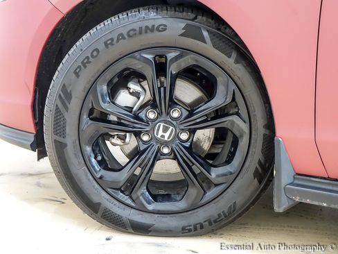 Used 2025 Honda Accord SE image 12