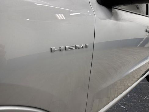 Certified 2025 Dodge Durango R/T image 39