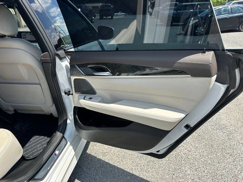 Used 2018 BMW 640i Gran Turismo xDrive AWD/4WD image 21