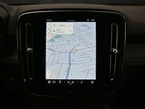 Used 2023 Volvo XC40 B5 Plus w/ Driver Assist Package image 14