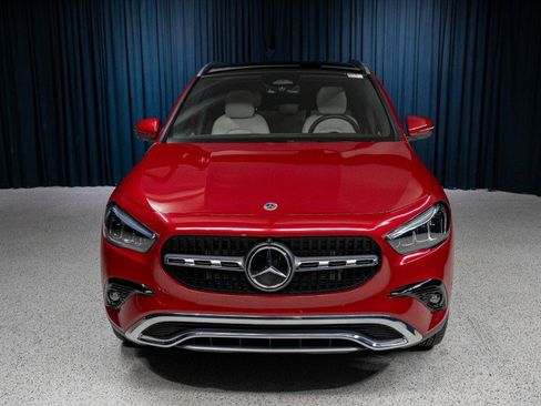 Certified 2026 Mercedes-Benz GLA 250 image 2