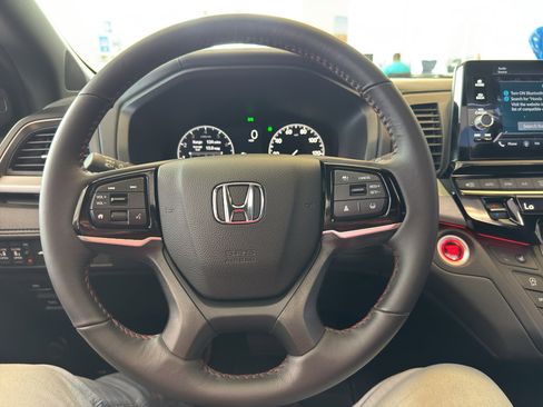 New 2025 Honda Odyssey Sport-L image 24