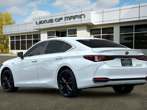 Used 2025 Lexus ES 300h F Sport FWD image 3