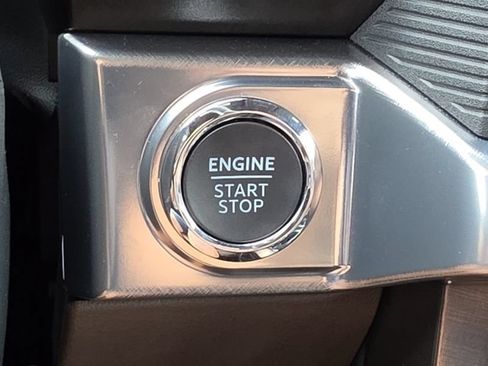 Used 2025 Ford F150 King Ranch w/ FX4 Off-Road Package AWD/4WD image 24