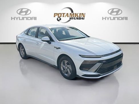 New 2026 Hyundai Sonata SE image 3