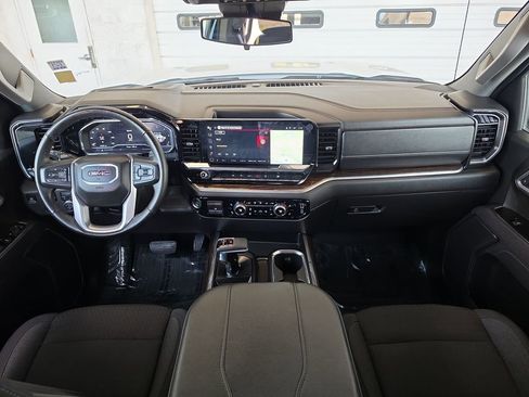 Certified 2025 GMC Sierra 1500 Elevation AWD/4WD image 24