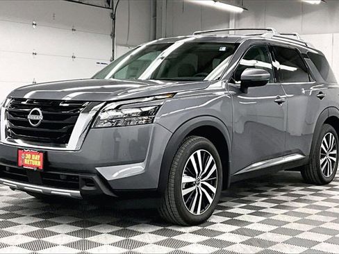 New 2025 Nissan Pathfinder Platinum w/ Cargo Package image 2