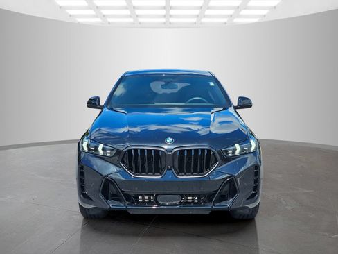 Certified 2026 BMW X6 xDrive40i w/ Executive Package AWD/4WD image 2