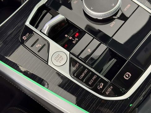 Used 2024 BMW X5 xDrive40i w/ M Sport Package image 28