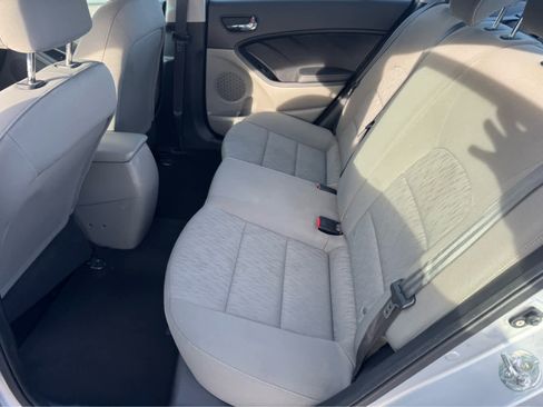 Used 2015 Kia Forte LX image 11