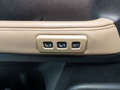 Used 2024 Toyota 4Runner Limited image 15