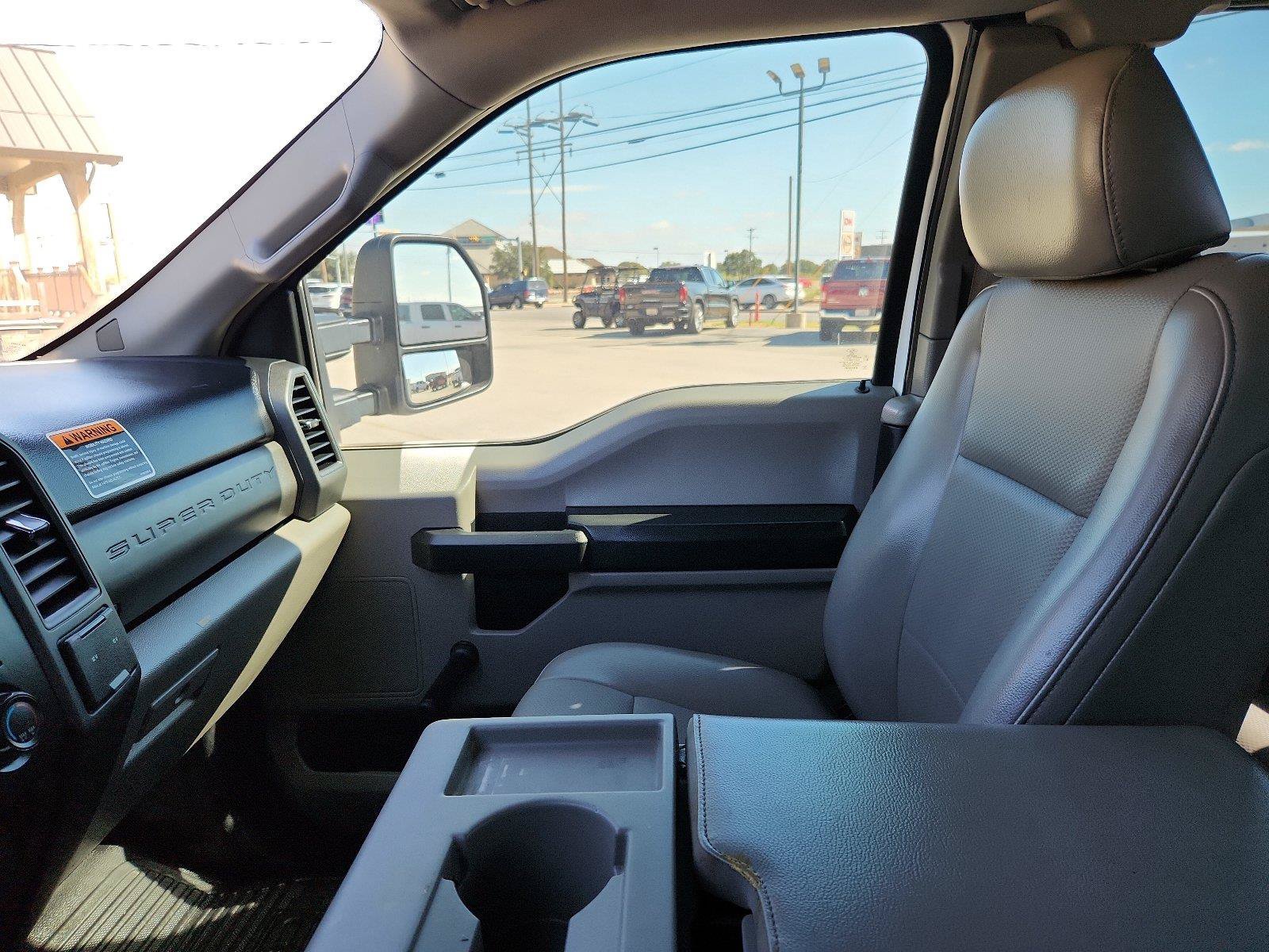 Used 2017 Ford F350 XL w/ Snow Plow Prep Package AWD/4WD image 28