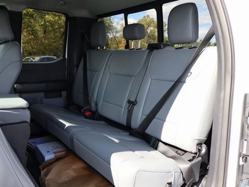 New 2026 Ford F550 4x4 Supercab Super Duty image 9