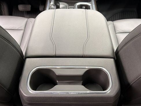 Used 2026 Chevrolet Silverado 1500 LT Trail Boss w/ LT Trail Boss Premium Package AWD/4WD image 37