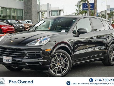Used 2023 Porsche Cayenne Platinum Edition AWD/4WD image 1