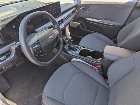 Certified 2025 Kia K4 LXS image 19