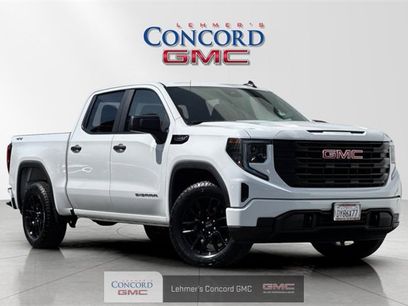 Used 2025 GMC Sierra 1500 Pro w/ Graphite Edition