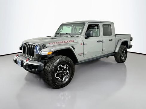 Used 2023 Jeep Gladiator Rubicon w/ Cold Weather Group AWD/4WD image 4