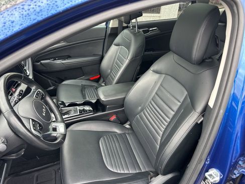 Used 2023 Kia Sportage SX image 5